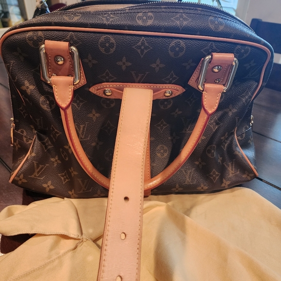 Authentic Louis Vuitton Manhattan GM - Picture 2 of 9